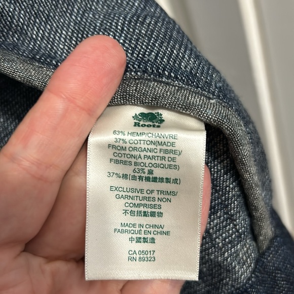 ROOTS Hemp Collection Jean jacket. Size S - Picture 12 of 13